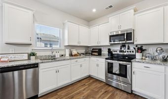 511 Ryan Ct, Ball Ground, GA 30107