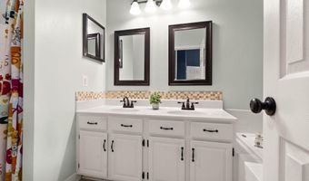 43273 CLEARNIGHT Ter, Ashburn, VA 20147