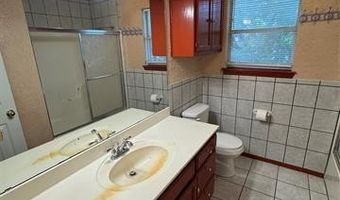 2504 Tanglewood Ct, Ardmore, OK 73401