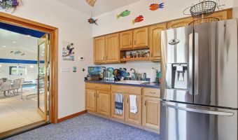40498 N Sunset Dr, Antioch, IL 60002