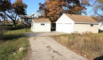 1802 10th Pl NE, Austin, MN 55912