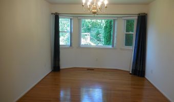 3020 Gallinger Dr, Ann Arbor, MI 48103