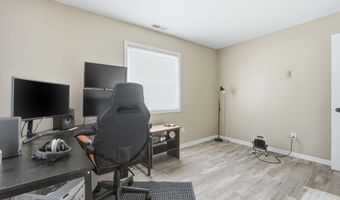 703 Westview Dr, Angola, IN 46703