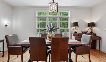14 Aspen Ln, Bedford, NH 03110