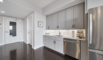 11 Walley St 202, Boston, MA 02128