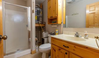 1728 Golden Dr SW, Alexandria, MN 56308