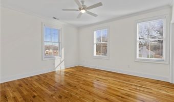 73 W Main St 6, Clinton, CT 06413