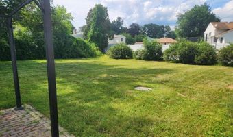 827 Limecrest Rd, Andover, NJ 07860