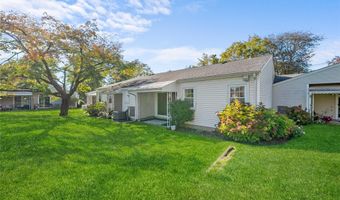 75 Harbor N, Amityville, NY 11701