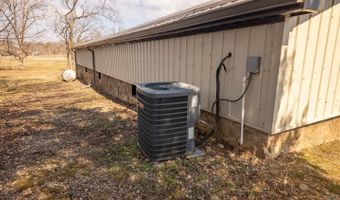 105 Couch St, Alton, MO 65606