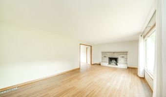 2217 Melody Ln, Anderson, IN 46012