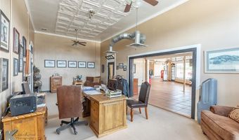 1305 S 1st St, Abilene, TX 79602
