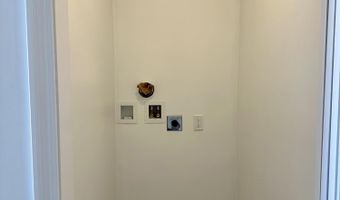 29 Village Cir, Augusta, ME 04330