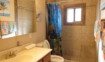 904 S 10th St Ct, Artesia, NM 88210