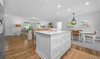 748 Northwoods Dr, Ball Ground, GA 30107