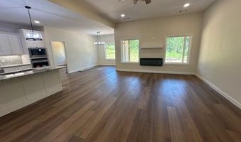 1000 Duke Dr, Bauxite, AR 72011
