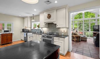 184 Hillside Ave, Bedminster, NJ 07921