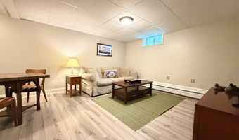 11 Hall Passway, Danbury, CT 06811