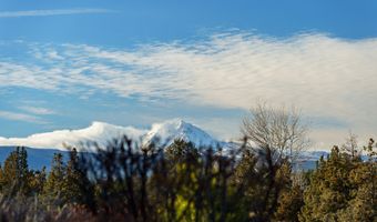 3859 NE Oakside Lp, Bend, OR 97701