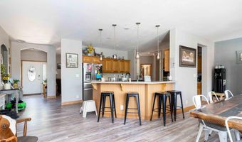 1191 ROBERTS Dr, Bloomfield, NM 87413