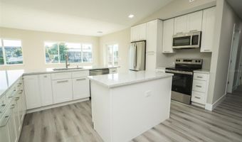 736 GRAN KAYMEN Way, Apollo Beach, FL 33572