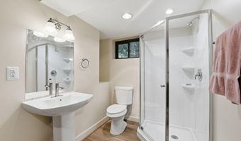 4920 BROOK HILLS Dr, Annandale, VA 22003