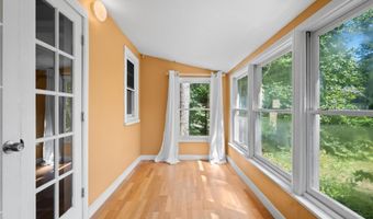 2 Norwood St, Albany, NY 12203