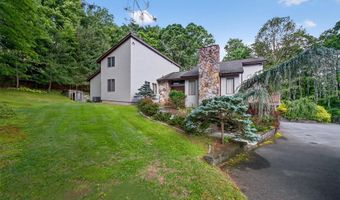 35 Greenlawn Rd, Amawalk, NY 10501