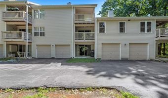 502 Oak Ridge Trails Ct, Ballwin, MO 63021