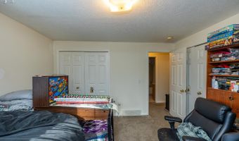 48903 N Ridge Rd, Amherst, OH 44001