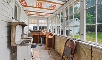 220 Cora St, Allegan, MI 49010
