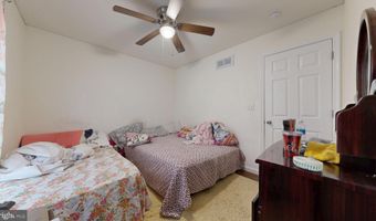 533 W 7TH St, Laurel, DE 19956