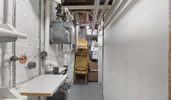 2816 27TH St NW, Washington, DC 20008