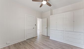 99-42 Kauhale St, Aiea, HI 96701