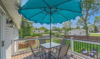 136 Youngs Ave, Coventry, RI 02816
