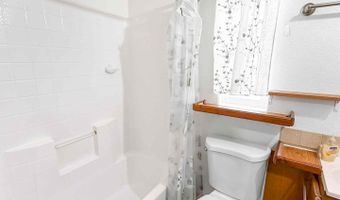 15061 HIGHWAY 101 4, Brookings, OR 97415