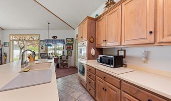 1 Mayhew Tpke, Bridgewater, NH 03222