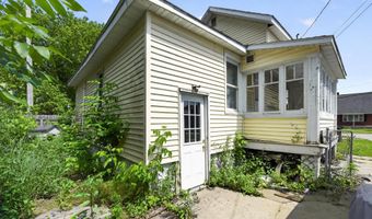 513 Pine St, Alpena, MI 49707