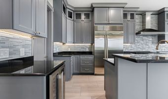 2485 BEACH LOOP Dr, Bandon, OR 97411