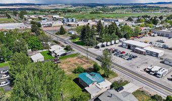 3795 E Sunnyside Rd, Ammon, ID 83406