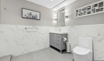 23 Rio Vista Dr, Alpine, NJ 07620