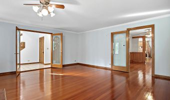 22806 W Loon Lake Blvd, Antioch, IL 60002