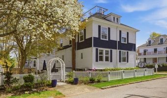 8 Champlin St, Newport, RI 02840
