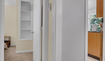 9 Middle Road Ext, Standish, ME 04084