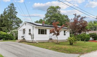 109 W Shore Dr, Coventry, RI 02816