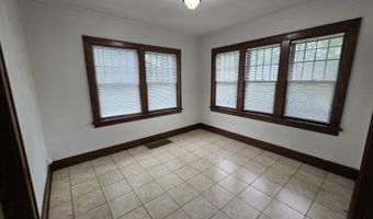 613 N 12th St, Beatrice, NE 68310