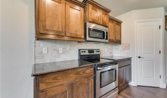 4204 SW Limestone Ave, Bentonville, AR 72712