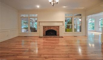 162 N Hiddenbrooke Dr, Advance, NC 27006