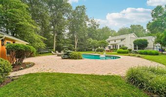 26 Bradrick Ln, Allendale, NJ 07401