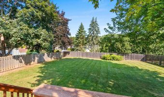 3024 E FOREST St, Appleton, WI 54915